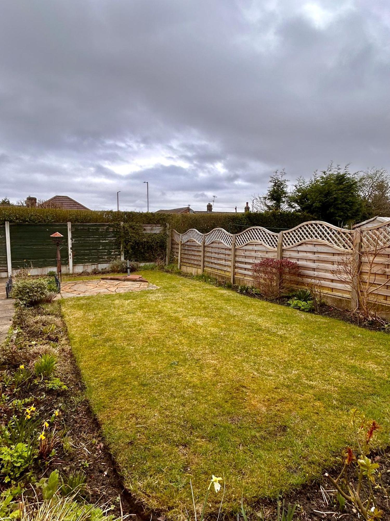 Nature Inspired Bungalow With 3 Rooms - 10 Mins From Manchester Airport Timperley Exterior photo
